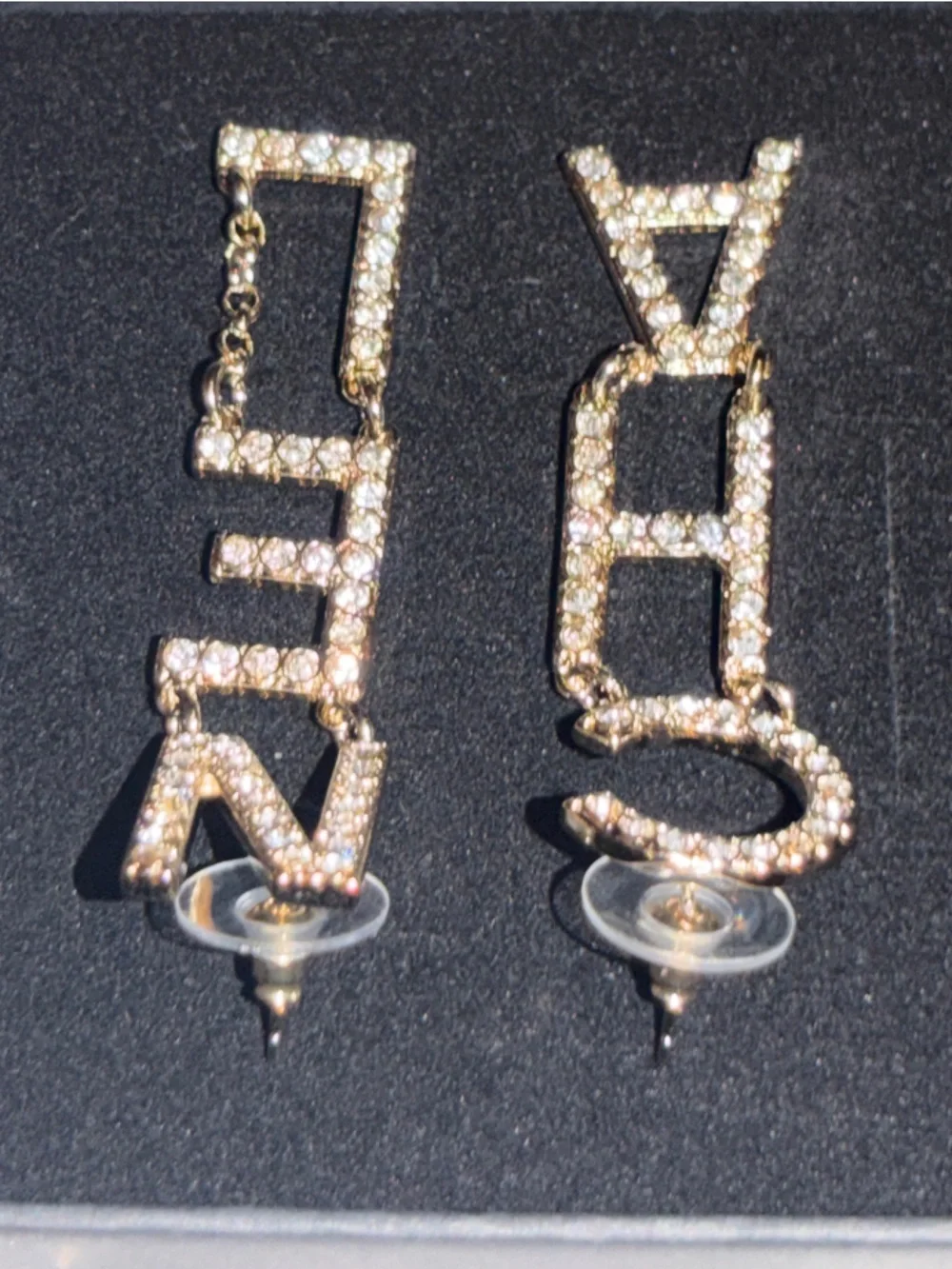 🪩 Crystal CHA NEL drop earrings 🆕